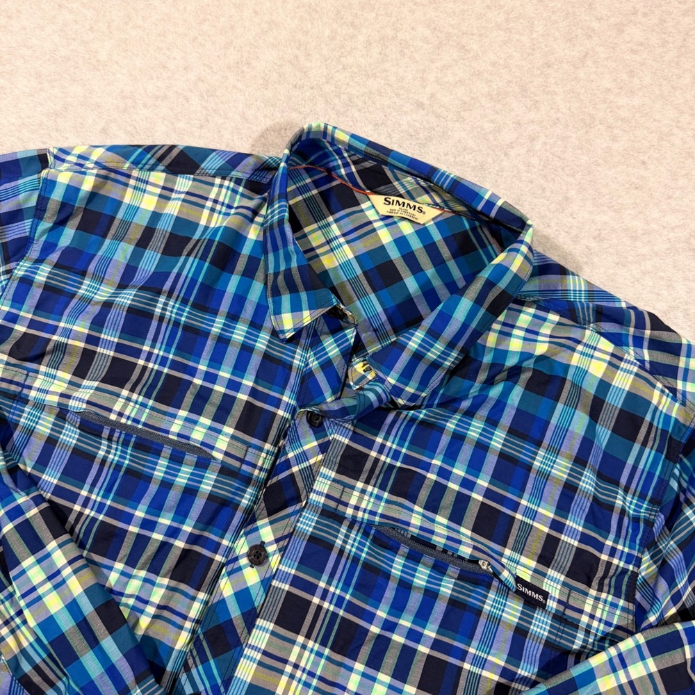 Simms Button Down Shirt Mens XL Blue Plaid Long Sleeve Stretch Fishing
